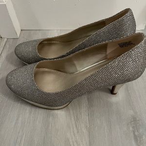 Bandolier silver glitter shoes size 6